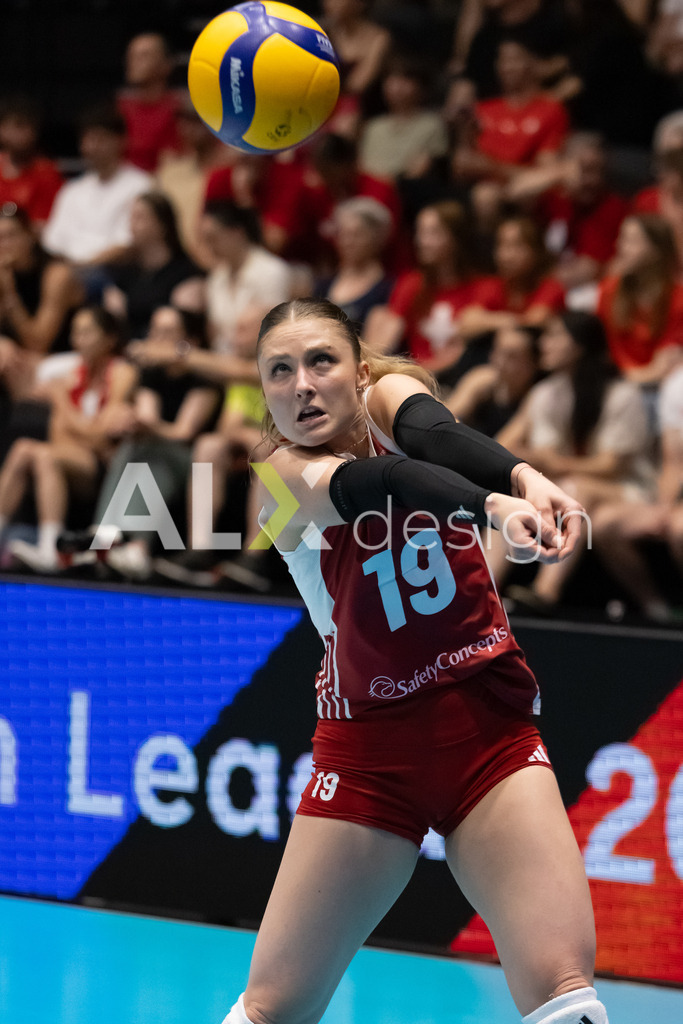 Austria v Switzerland - CEV European League Women | KRIENS, SWITZERLAND - JUNE 14: EVA STABENTHEINER of Austria during the CEV European League match between Austria and Switzerland at Pilatus Arena on June 14, 2026 in Kriens, Switzerland. - Realisiert mit Pictrs.com
