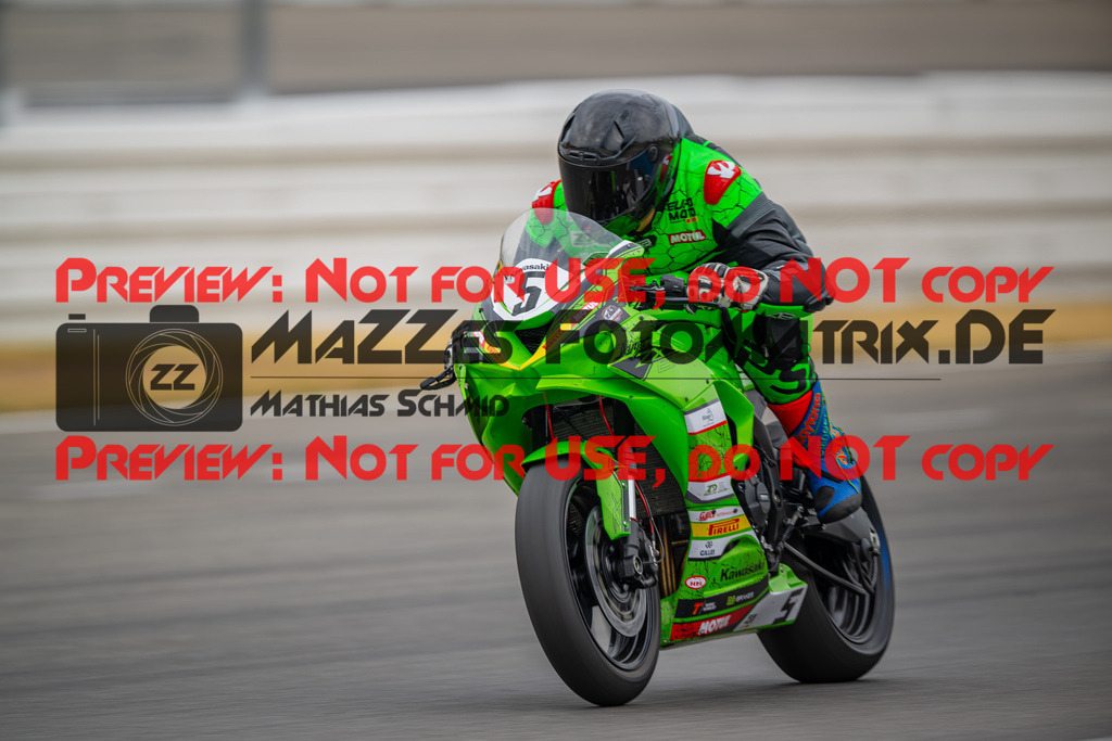 MaZZes-Fotomatrix-20260809-573998 | R1