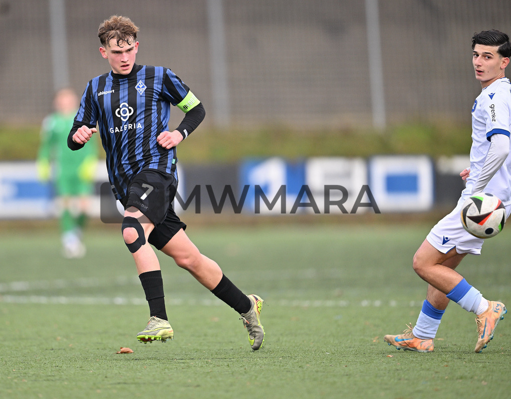 Fussball I Herren I Saison 2025-2026 I Bundesliga I 6. Spieltag I Eintracht Frankfurt - FC Bayern München  | MWMARA - Realisiert mit Pictrs.com