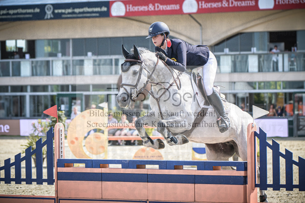 DOS_0939 | Entdecke hochwertige Reitturnierfotos von Foto Oger. Professionell, emotional und authentisch – jetzt Lieblingsmomente im Shop bestellen.Deutschlandweite Turnierfotografie. - Realisiert mit Pictrs.com