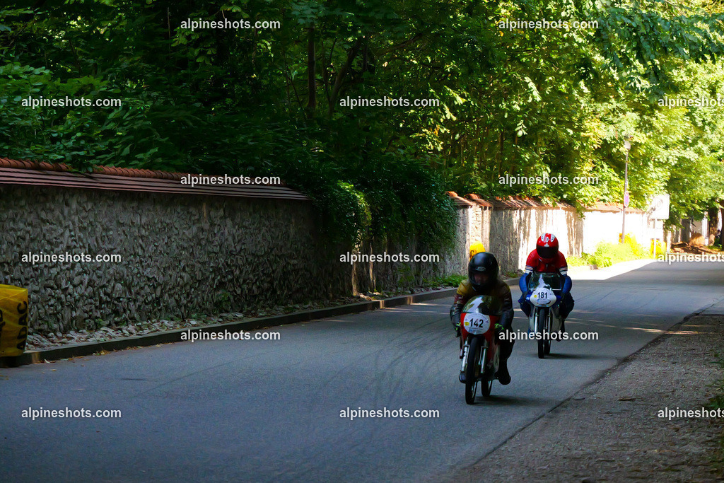 P1015279 | Erleben Sie atemberaubende, hochqualitative Fotos Ihrer Fahrt entlang der malerischen Alpenstraßen. Besuchen Sie alpineshots.com, um professionelle Aufnahmen Ihrer unvergesslichen Reise zu finden und zu kaufen - Realisiert mit Pictrs.com