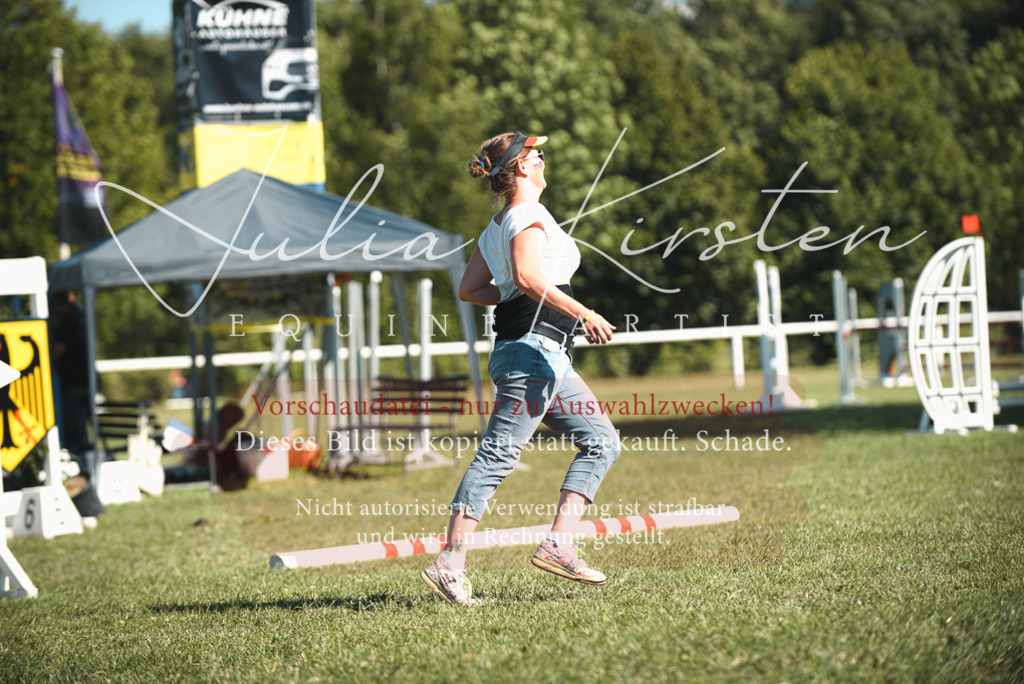 DSC_7628 | Pferde- und Turnierfotografie in Westsachsen. Pferdeportraits, Auftragszeichnungen und intuitive Kunst.