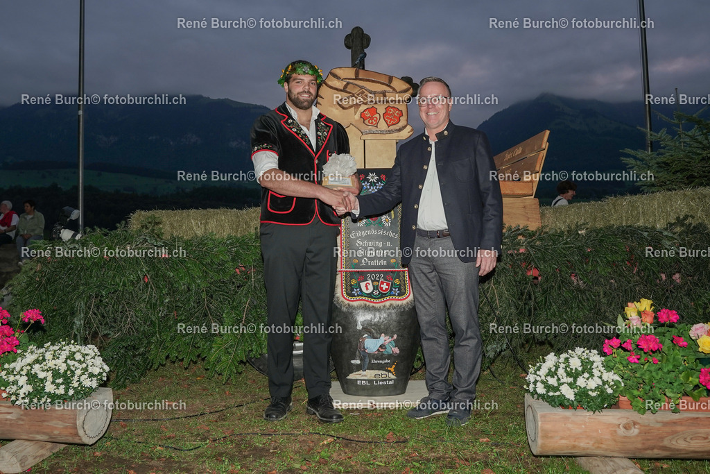 DSC08446-2 | René Burch leidenschaftlicher Fotograf aus Kerns in Obwalden.  Hier finden sie Sport, Landschaft und Natur Fotografie.
 - Realisiert mit Pictrs.com
