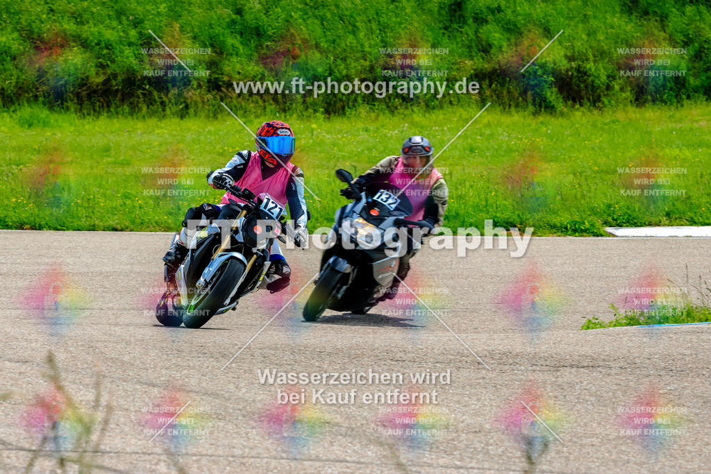 MotoTeam-9916 | Hier findet Ihr Bilder von Touristenfahrten auf der Nürburgring Nordschleife oder von anderen Veranstaltungen die ich besucht habe. Viel Spass beim Durch Schauen 