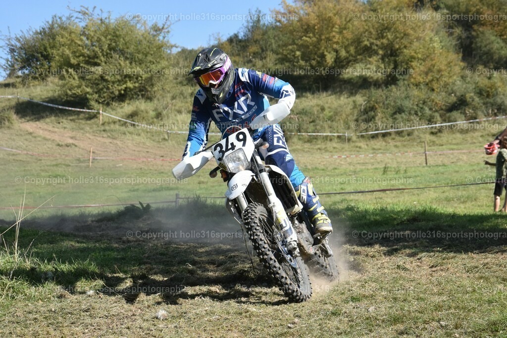 DSC_0117 | Sportfotografie , Motorsport, Motoross, Reitsport, Mointainbike, Enduro,
Landschaft , Outdoor, Eventfotografie, Landschaft, Bilder online bestellen - Realisiert mit Pictrs.com