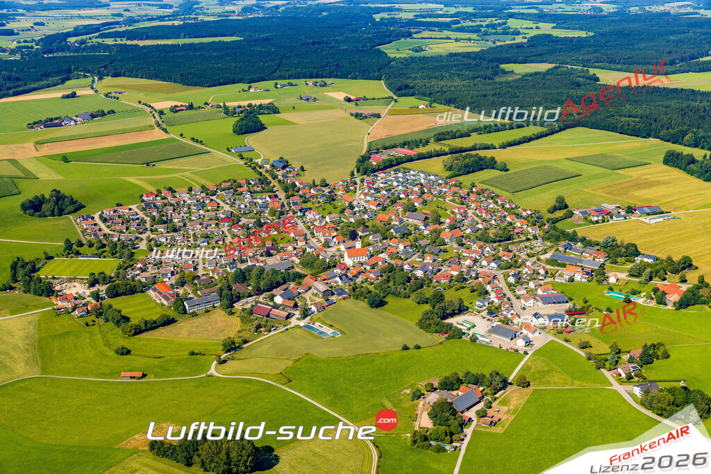 Schöne Luftaufnahme als Geschenk in Seibranz Bad Wurzach - Die Luftbildaufnahme wurde 2025 vom UL-Flugzeug heraus erstellt ( keine Drohne ) - Hochauflösende Luftaufnahme -Nicht vergleichbar mit Google Maps oder Satelittenbilder- Die Geschenkidee !Mit Lizenz und Bildrechte bestellbar