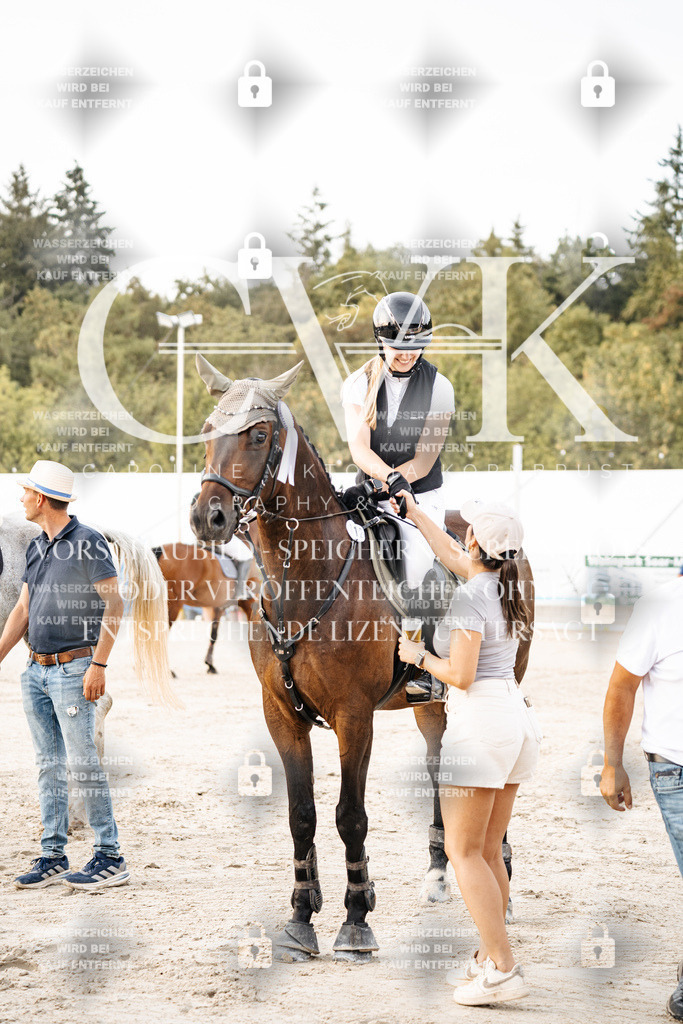 CK704241 | Turnierfotografie Pferdefotografie Trier Rheinland-Pfalz Pferdesport Reitsport Tierfotografie Sportfotografie Pferdevideo Pferdevideografie Equestrianvideography equestrianphotography  - Realisiert mit Pictrs.com