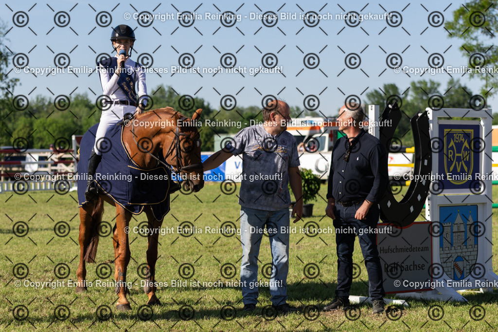 CL5A1547 | Emilia Reinking Fotografie - Realisiert mit Pictrs.com