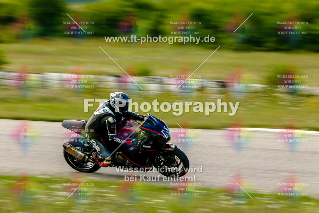 Chambley Juli-0128 | Hier findet Ihr Bilder von Touristenfahrten auf der Nürburgring Nordschleife oder von anderen Veranstaltungen die ich besucht habe. Viel Spass beim Durch Schauen 