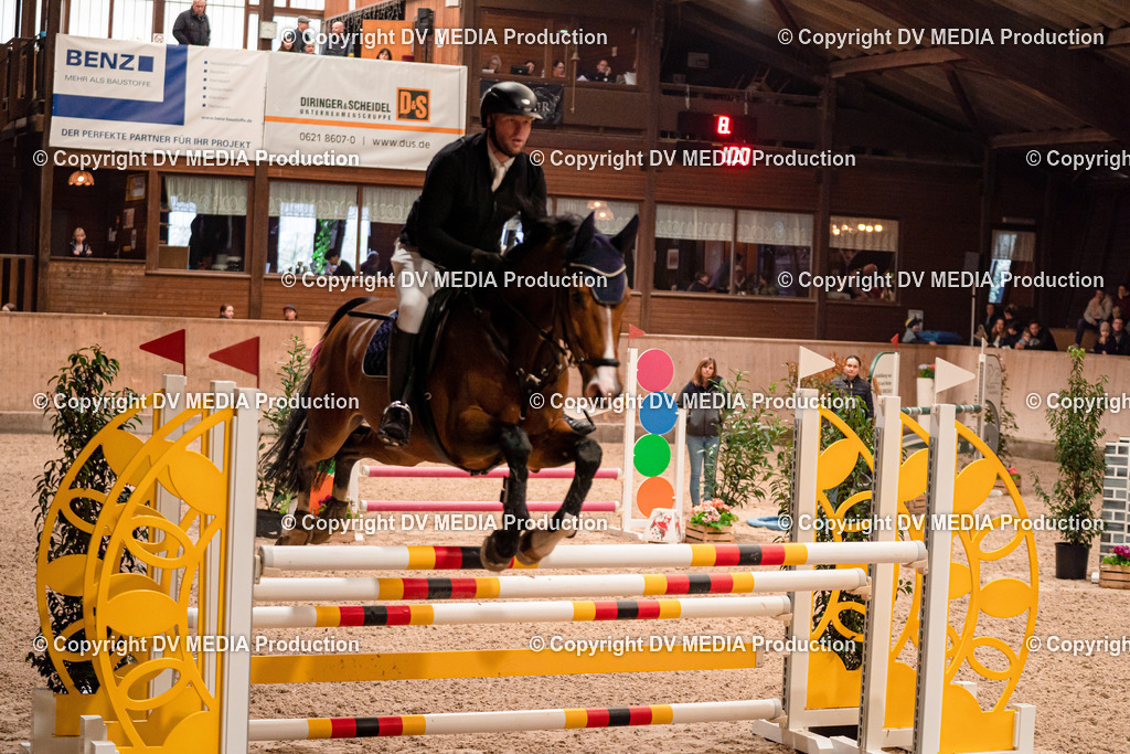 Springen Tag 2-703 | dv-media-shop - Realisiert mit Pictrs.com