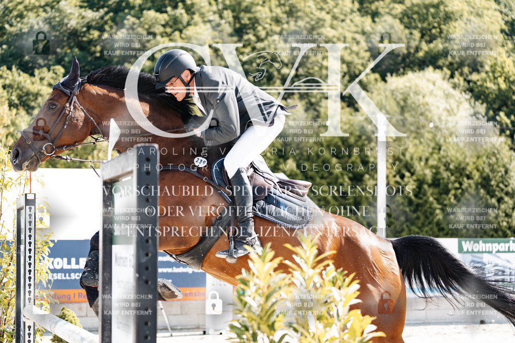CK908303 | Turnierfotografie Pferdefotografie Trier Rheinland-Pfalz Pferdesport Reitsport Tierfotografie Sportfotografie Pferdevideo Pferdevideografie Equestrianvideography equestrianphotography  - Realisiert mit Pictrs.com