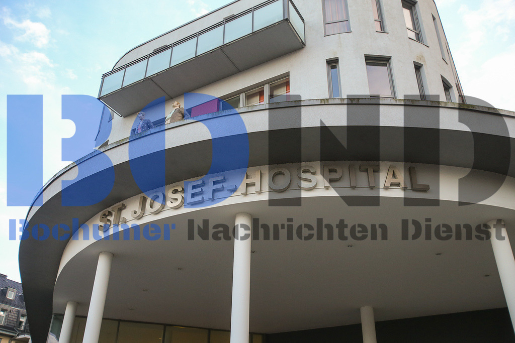  10.12.2020 - 
 | Sebastian Sendlak / Bochumer Nachrichtendienst (BOND) - Bochum Allgemein - St. Josef Hospital - Realisiert mit Pictrs.com
