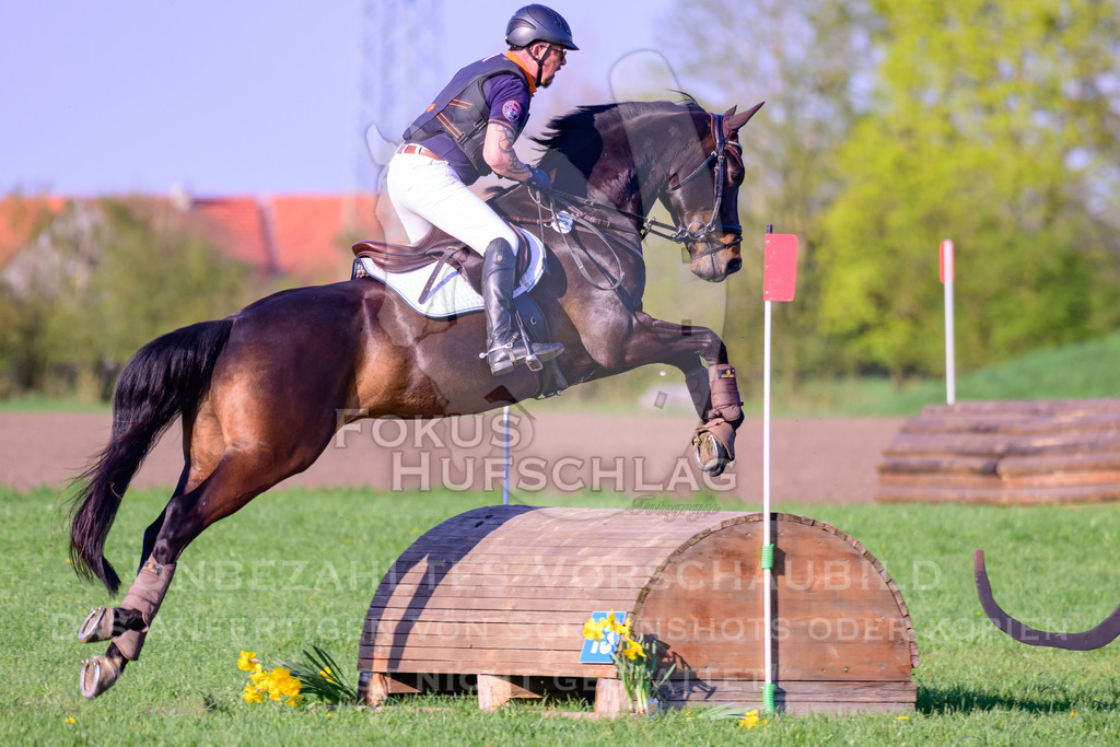 18042026-Gernlinden-04-2-0214 | Fokus Hufschlag Fotografie - Realisiert mit Pictrs.com