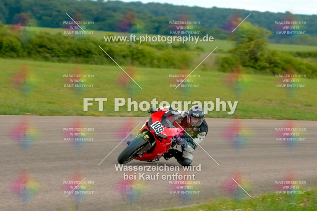 _7D21743 | Hier findet Ihr Bilder von Touristenfahrten auf der Nürburgring Nordschleife oder von anderen Veranstaltungen die ich besucht habe. Viel Spass beim Durch Schauen 