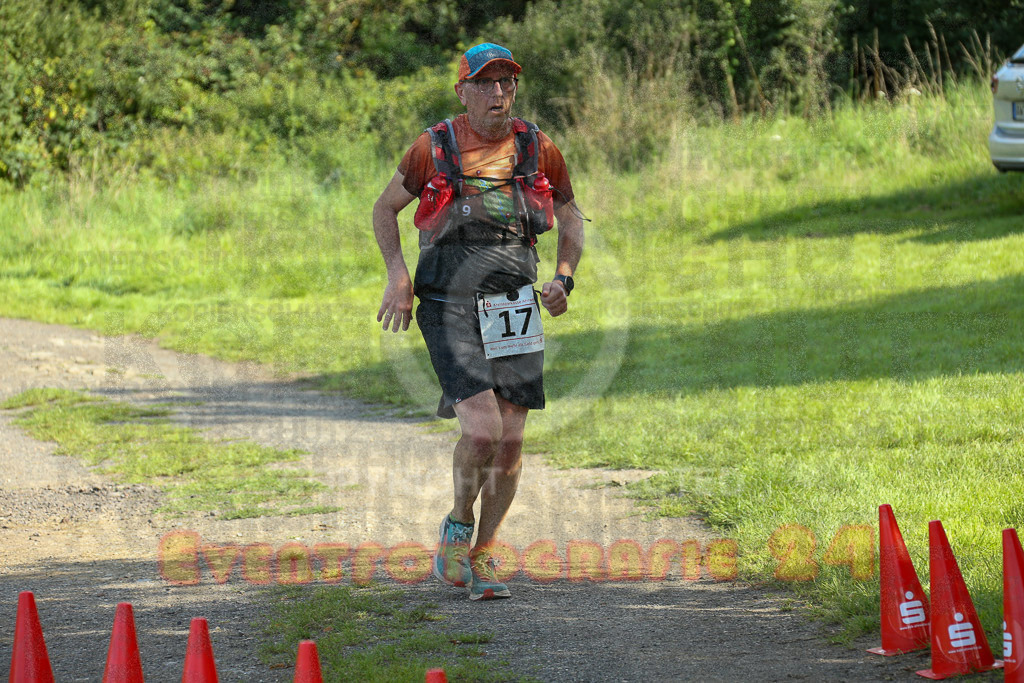 230826_1713_EX1_1675 | Sportfotografie im Rhein-Sieg Kreis, Köln, Bonn, NRW, Rheinland Pfalz, Hessen, etc. Unser Tätigkeitsfeld umfasst den Laufsport vom Volkslauf über den Marathon, Duathlon, Triathon bis zum Ultralauf wie Kölnpfad Ultra oder Schindertrail.