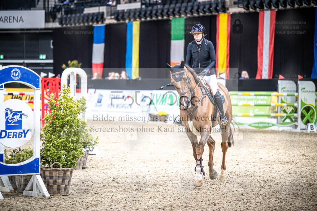 DOS_1280 | Entdecke hochwertige Reitturnierfotos von Foto Oger. Professionell, emotional und authentisch – jetzt Lieblingsmomente im Shop bestellen. - Realisiert mit Pictrs.com