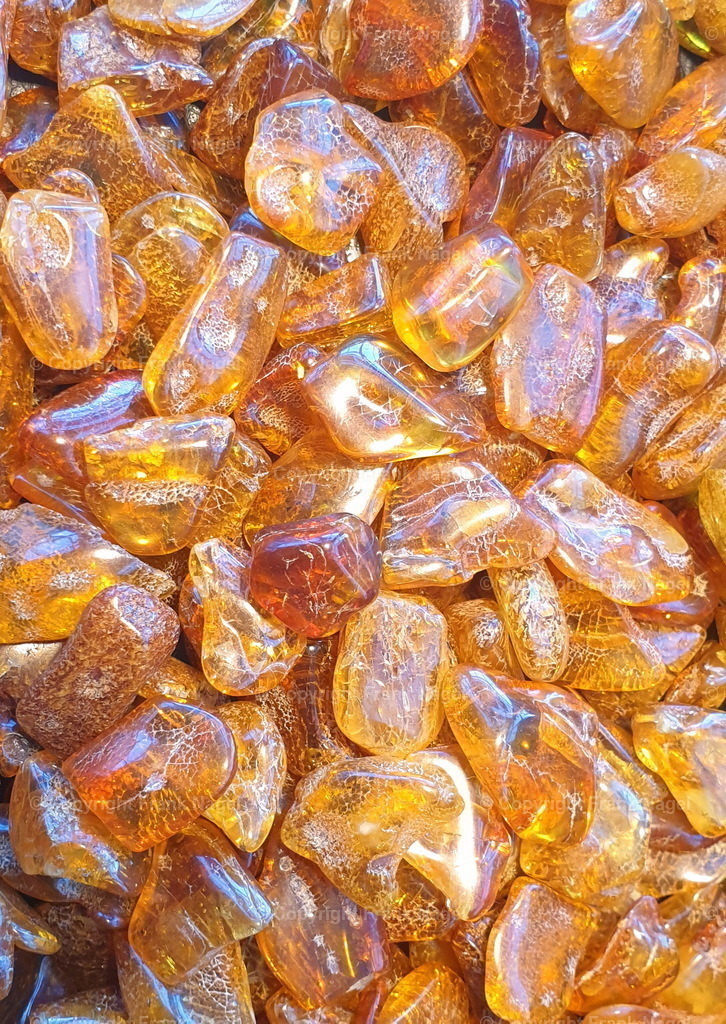 Baltischer Bernstein | dataxp - Realisiert mit Pictrs.com