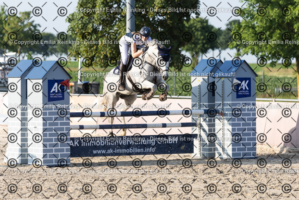 CL5A1574 | Emilia Reinking Fotografie - Realisiert mit Pictrs.com