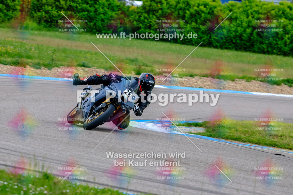 MotoTeam-8782 | Hier findet Ihr Bilder von Touristenfahrten auf der Nürburgring Nordschleife oder von anderen Veranstaltungen die ich besucht habe. Viel Spass beim Durch Schauen 