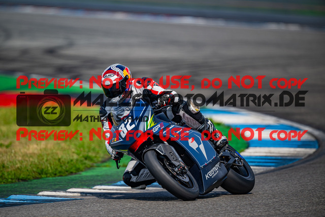 MaZZes_FotoMatrix_240701_6007705_0311 | GELB