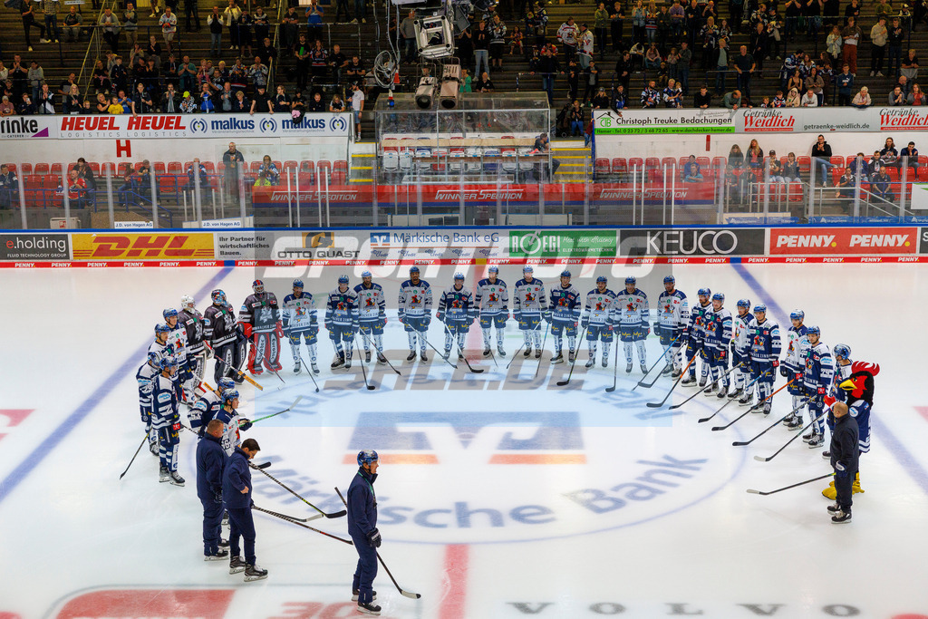 Iserlohn Roosters Training | 
DEL: Iserlohn Roosters Training - Realisiert mit Pictrs.com