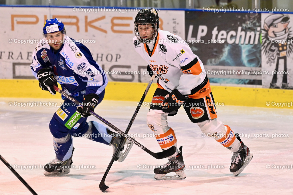 ESC Soccerzone Steindorf vs. USC Piraten Velden | #57 Wilfan Franz ESC Steindorf, #76 Holzer Nikolaus USC Velden, ESC Soccerzone Steindorf vs. USC Piraten Velden, ESC Soccerzone Steindorf vs. USC Piraten Velden am 21.02.2025 in Steindorf (Ossiachersee Halle), Austria, (Photo by Bernd Stefan)