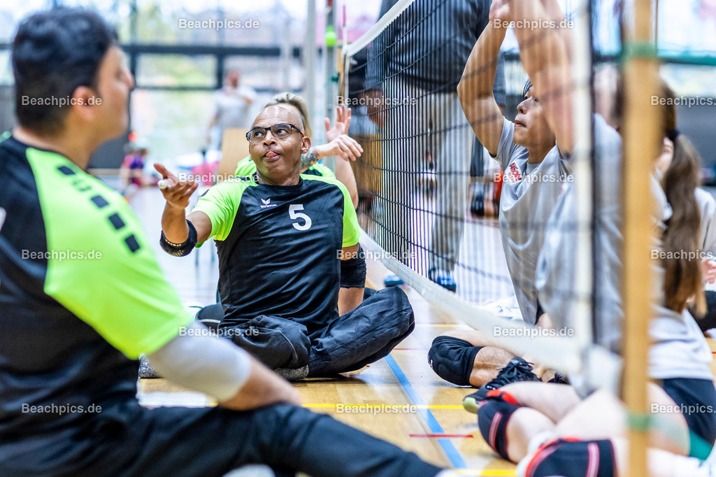 2024-00111452-3-Icke-Cup-Berlin |  16.11.2024; Berlin Foto: Gerold Rebsch - www.beachpics.de