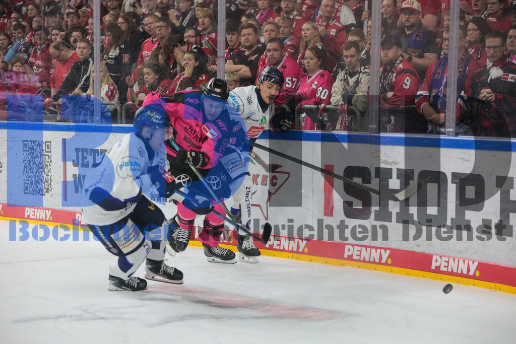 SES_KOLISE20251012-44 | bond - Realisiert mit Pictrs.com