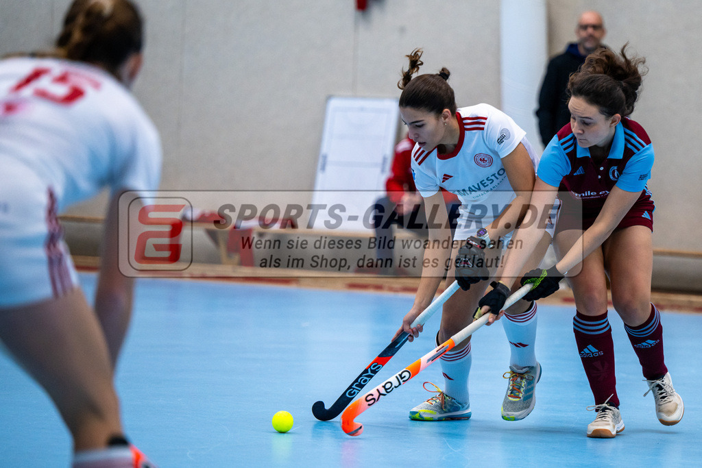 AKa BHC  Damen - UHC 8-2 4.1.25 LR-7987 | 04.01.2025, 