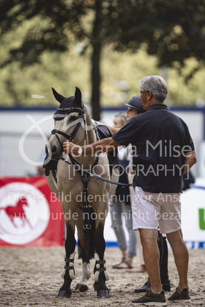 240829_TdS_PonyTrophy-102 | Deine schönsten Turniermomente als professionelle Fotos! Entdecke hochwertige Pferdesport-Fotografie im Online-Shop. Jetzt Fotos finden & bestellen!
