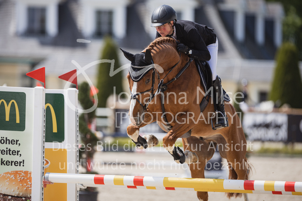 230518_MayDays_SprPf-A2-269 | Deine schönsten Turniermomente als professionelle Fotos! Entdecke hochwertige Pferdesport-Fotografie im Online-Shop. Jetzt Fotos finden & bestellen!