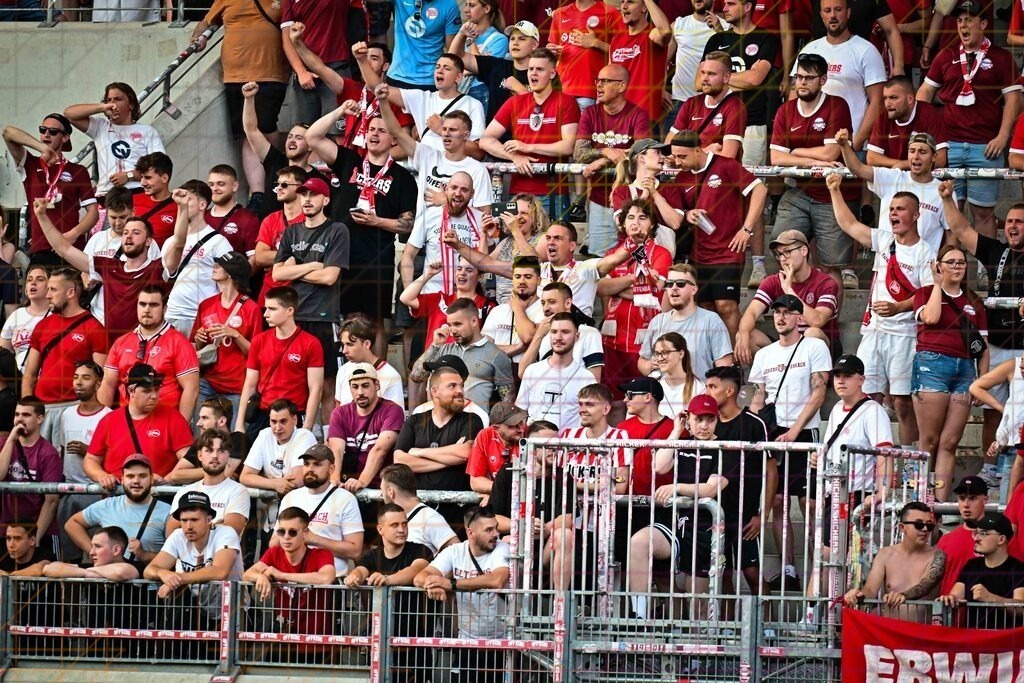 OFC vs VfB Stuttgart 29.07.2026 (165 von 179) | professionelle Sport- und Eventfotografie von Tomafocus – dynamische Bilder, emotionale Momente und hochwertige Aufnahmen für jeden Anlass. - Realisiert mit Pictrs.com