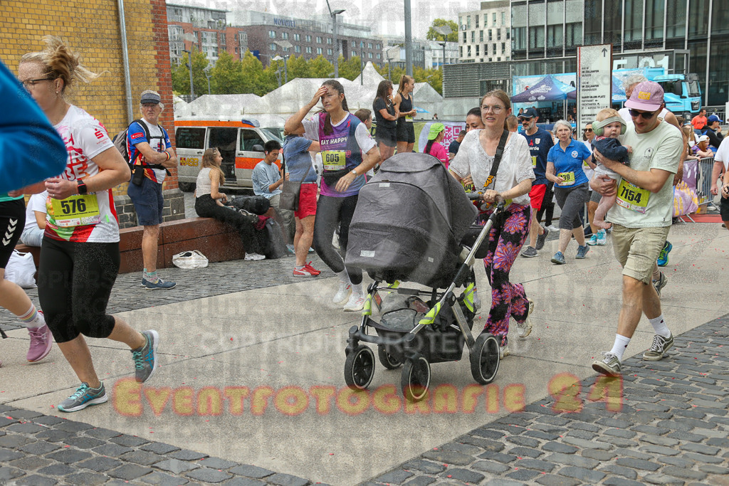 250920_1302_EX1_3899 | Sportfotografie im Rhein-Sieg Kreis, Köln, Bonn, NRW, Rheinland Pfalz, Hessen, etc. Unser Tätigkeitsfeld umfasst den Laufsport vom Volkslauf über den Marathon, Duathlon, Triathon bis zum Ultralauf wie Kölnpfad Ultra oder Schindertrail.