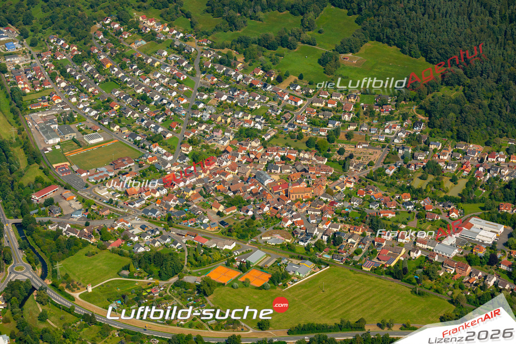 Das Luftbild zeigt :  Weilbach - Die Luftaufnahme wurde 2024 vom UL-Flugzeug aus erstellt ( keine Drohne ) - Hochauflösende Luftaufnahme - Für grossformatige Ausdrucke geeignet. Die Geschenkidee !Mit Lizenz und Bildrechte bestellbar