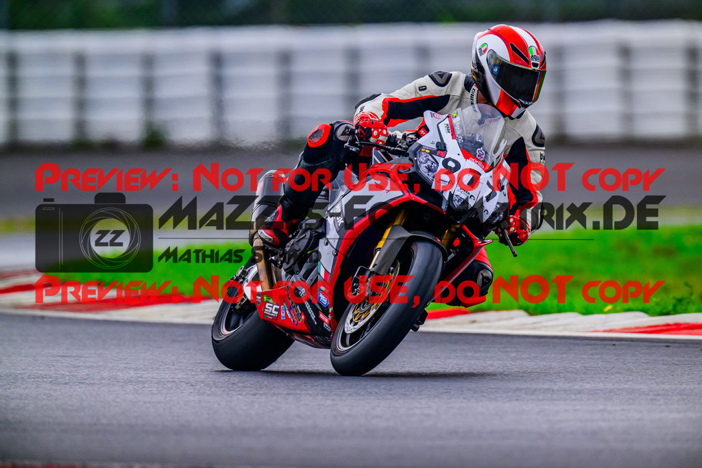 MaZZes_FotoMatrix_240910_6007705_1223 | ROT