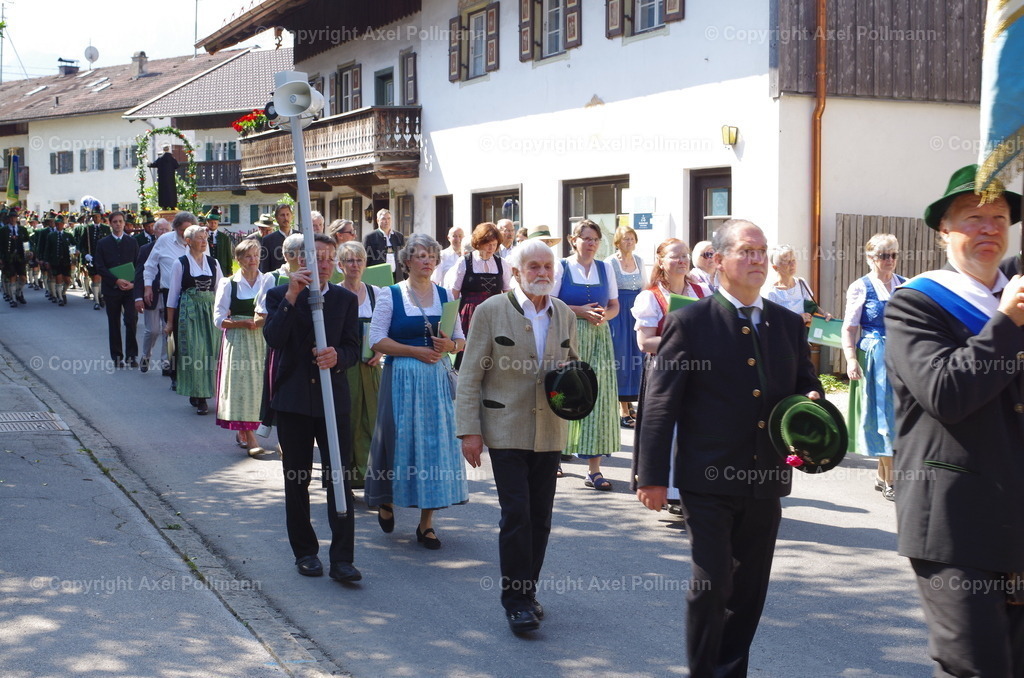 IMGP3694 | fotografiert von Axel PollmannLeonhardi Wallfahrt Benediktbeuern und Murnau, Fronleichnam, Fasching, Landschaft im Loisachtal und Benediktbeuern  - Realisiert mit Pictrs.com