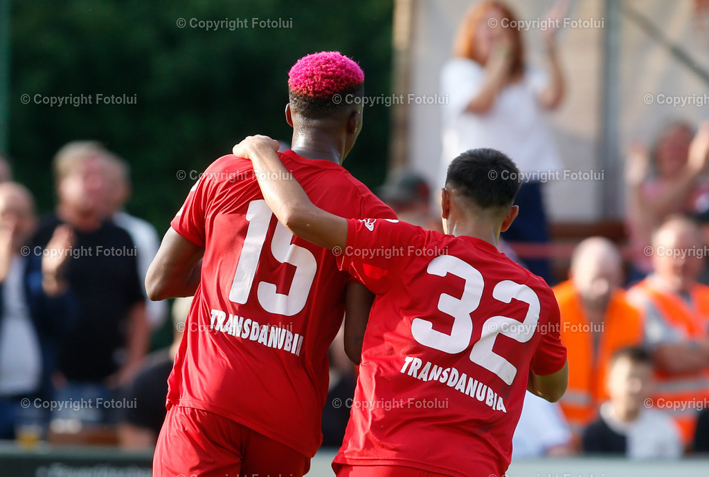 A_LUI_26072025_02 | SPORT,FUSSBALL,UNIQA OEFB CUP 1.RUNDE   26.07.2025 ASKOE OEDT-AUSTRIA SALZBURG IM BILD:GOLDTORSCHUETZE JONATHAN ALUKWU UND FILIP BRESKIC  ( BEIDE OEDT)  FOTO:FOTOLUI