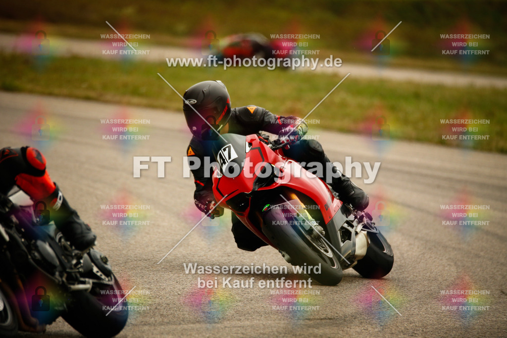 _MOT8217 | Hier findet Ihr Bilder von Touristenfahrten auf der Nürburgring Nordschleife oder von anderen Veranstaltungen die ich besucht habe. Viel Spass beim Durch Schauen 