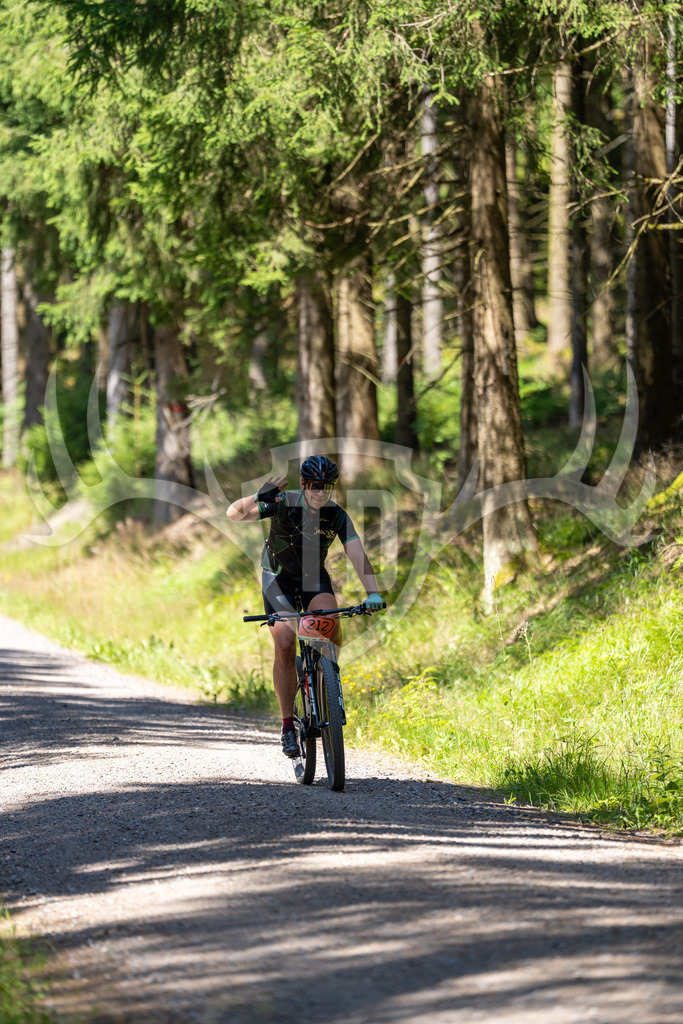 _DSC5323 | Fotogalerie der Treibjagd im Dunkelwald - Dein MTB Etappenrennen im Erzgebirge - Realisiert mit Pictrs.com
