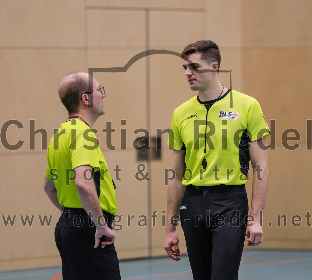 2025-12-06_036_TSV_Vaterstetten_gegen_MTV_1879_Muenchen | Vaterstetten, Deutschland, 06.12.2025:Basketball, 2. Regionalliga Süd 2025 / 2026, 9. Spieltag, TSV Vaterstetten gegen MTV 1879 München, Endergebnis: 58:83Foto: Christian Riedel / fotografie-riedel.net