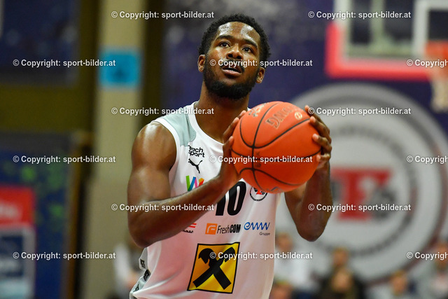 AUT, BSL, Flyers Wels vs Vienna Timberwolves | 08.01.2023, Raiffeisen Arena Wels, AUT, BSL, Flyers Wels vs Vienna Timberwolves, im Bild Austen Awosika (Flyers)


// BSL, Basketball Super League Match between Flyers Wels and Vienna Timberwolves, Austria on 2023/01/08