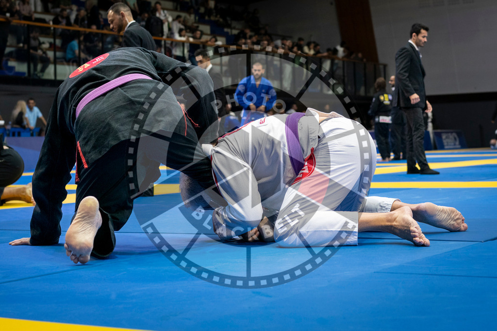 20240125PBB02643 | Fighters compete during the sixth day of the Brazilian Jiu-jitsu European Championship of the IBJJF in Paris, France, on January 25, 2024.