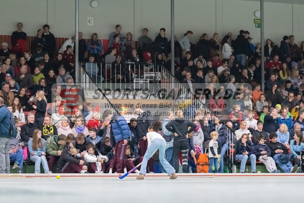 HK_20230305_106303 | Deutsche Meisterschaft MU16 Finale Mannheimer HC - Rot-Weiss Köln / Ehrungen am 5.3.2023 RWK, Köln ,