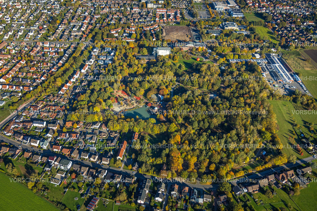 Hamm251001125 | Luftbild, Maximilianpark Freizeitpark mit Glaselefant, Bauabschnitt der Grünen Umweltachse am Maxipark, Baustelle neben dem Freiherr-vom-Stein-Gymnasium, Uentrop, Hamm, Ruhrgebiet, Nordrhein-Westfalen, Deutschland