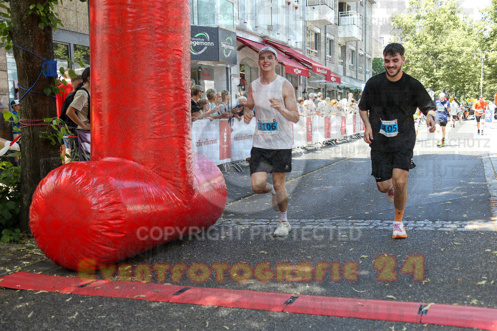 250621_1207_EX1_4923 | Sportfotografie im Rhein-Sieg Kreis, Köln, Bonn, NRW, Rheinland Pfalz, Hessen, etc. Unser Tätigkeitsfeld umfasst den Laufsport vom Volkslauf über den Marathon, Duathlon, Triathon bis zum Ultralauf wie Kölnpfad Ultra oder Schindertrail.