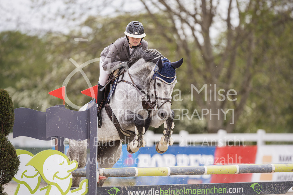 230520_MayDays_L-Spr-U25-430 | Deine schönsten Turniermomente als professionelle Fotos! Entdecke hochwertige Pferdesport-Fotografie im Online-Shop. Jetzt Fotos finden & bestellen!