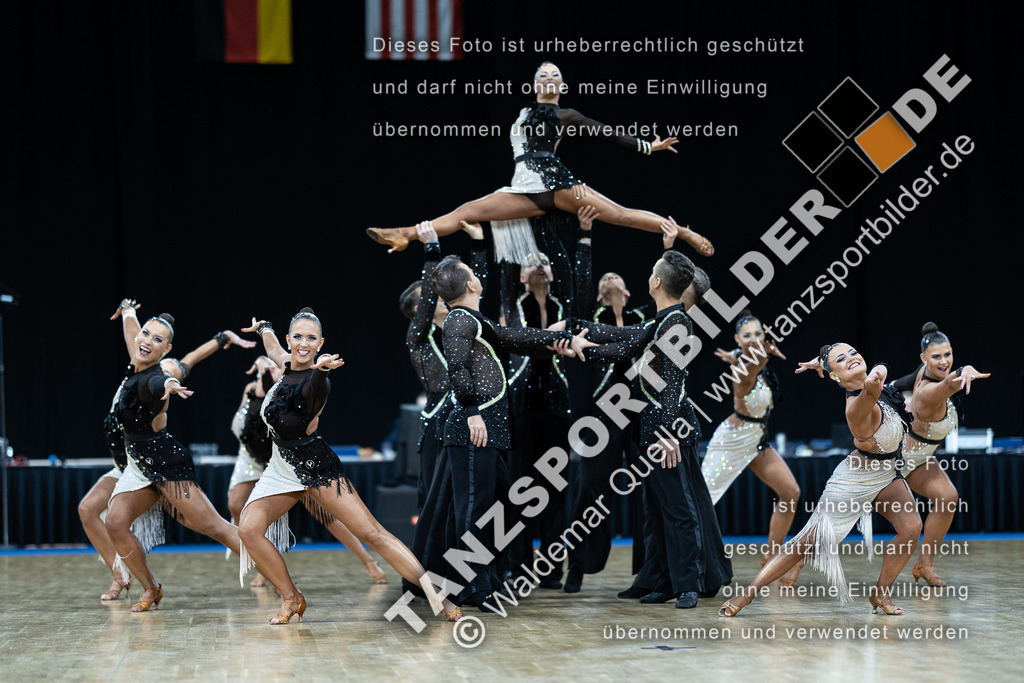 20230226-11066 | Hier finden Sie Tanz Bilder vom Latein und Standard Formationen tanzen. Sportbilder vom Tanzsport. Schöne Fotos und von Weltmeisterschaft, Europameisterschaft, Bundesliga, Regionalliga, Oberliga und Landesliga sowie von GOC Stuttgart, DanceComp, WM Bremen