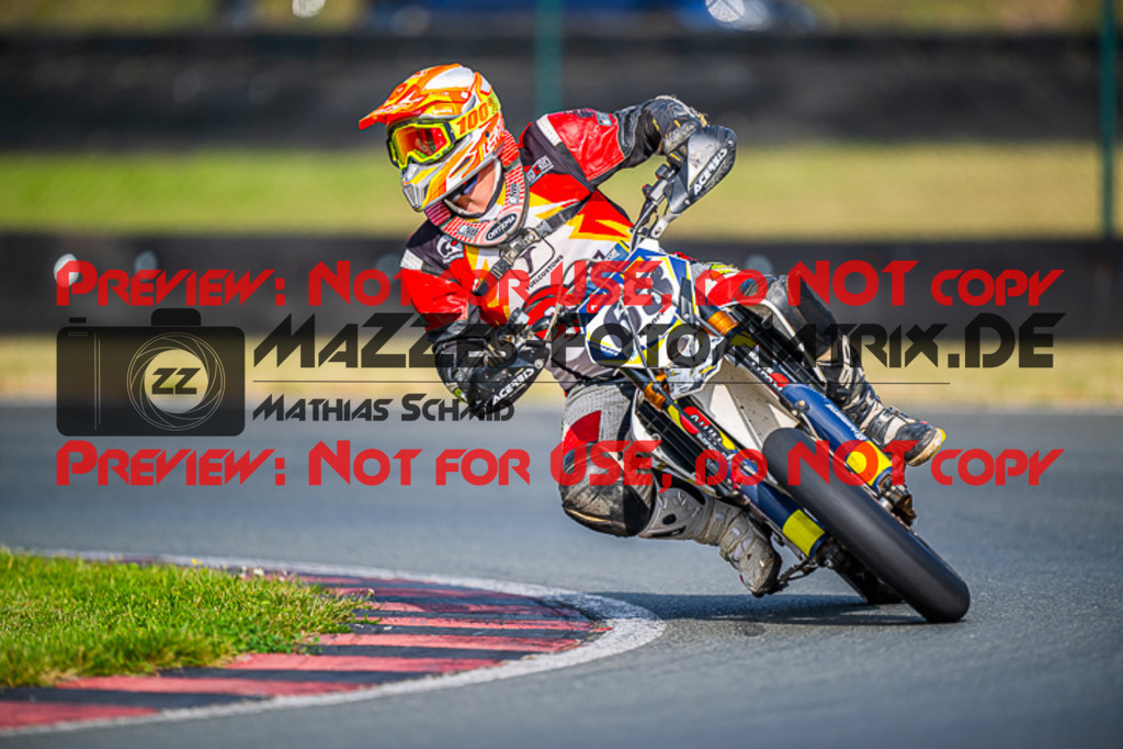 MaZZes_FotoMatrix_230930_7107 | UE40