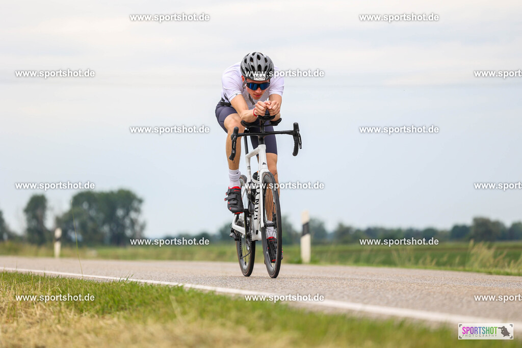 BR8A6098 | Stadttriathlon Erding 2025. #yourpictrs #sportshot_your_pictrs @Sportshotphotography #stadttriathlonerding Copyright: www.sportshot.de