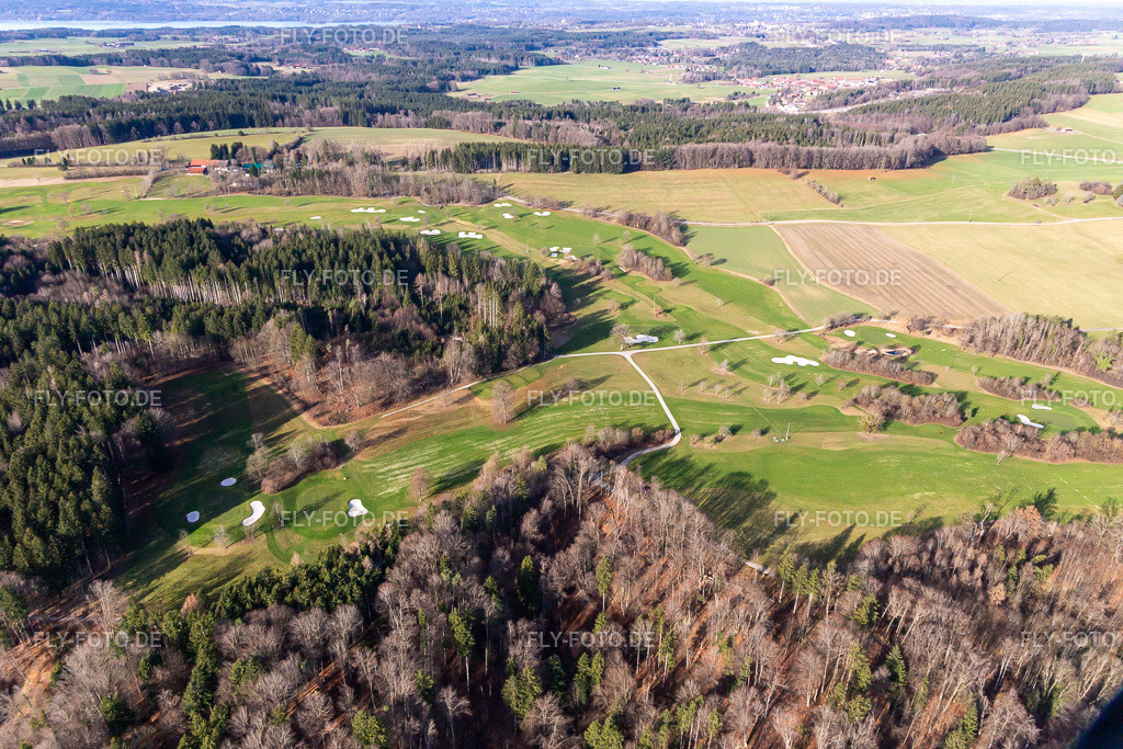 Golfclub Berkramerhof | Luftbild: Golfclub Berkramerhof im Ortsteil Dorfen in Icking im Bundesland Bayern in Deutschland. Foto: IMG_139511.jpg vom 27.12.2023 durch ©2025 Werner Riehm fly-foto.de/copyright - Realisiert mit Pictrs.com